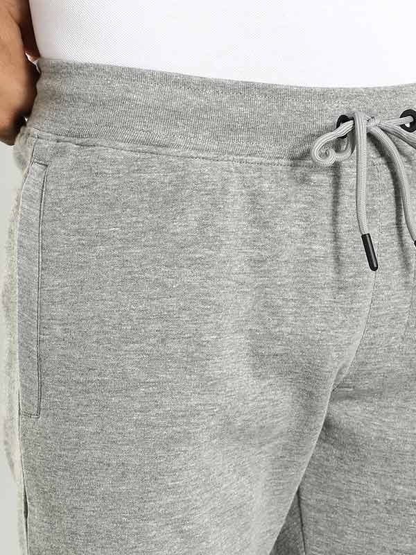 Indian Terrain Men's Regular Fit Solid Grey Shorts